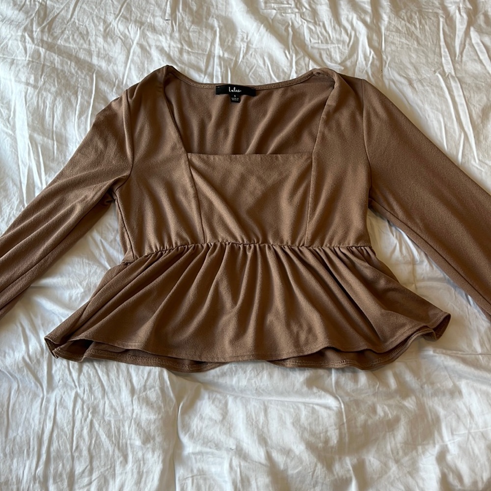 Brown top / lulus , size s